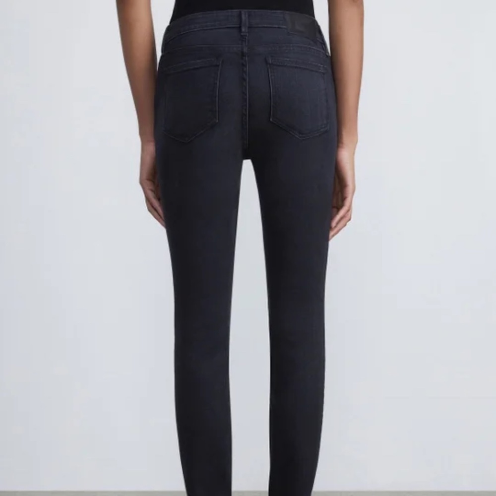 Lafayette 148 Denim Mercer Skinny Jean - size 32